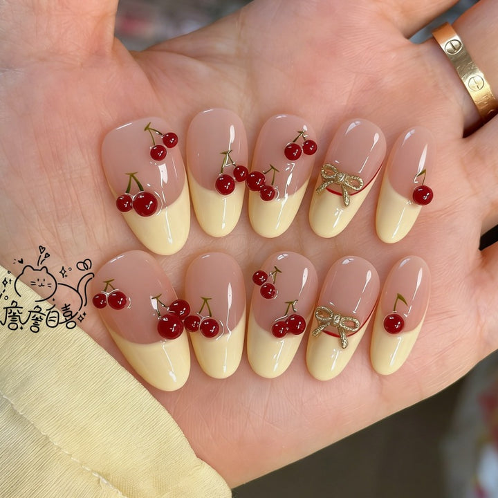 Artistic Floral and Star-Embellished Press-On Nail Set Bowlift