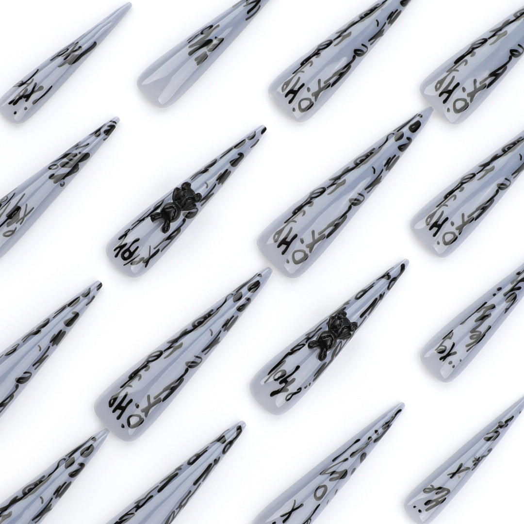 Glamorous long lace nails Bowlift