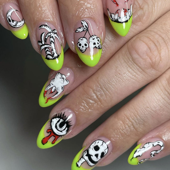 Artistic Skull and Eye Nail Art Set Bowlift