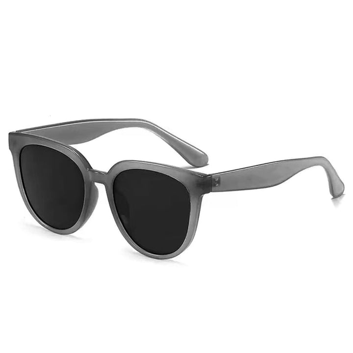 Retro-Inspired Elegant Sunglasses