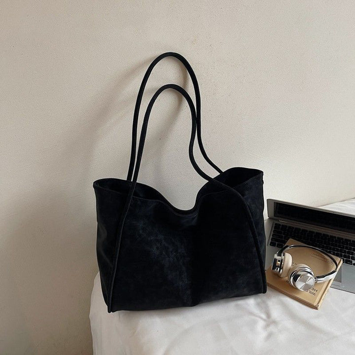 Versatile Textured Shoulder Tote Bowlift