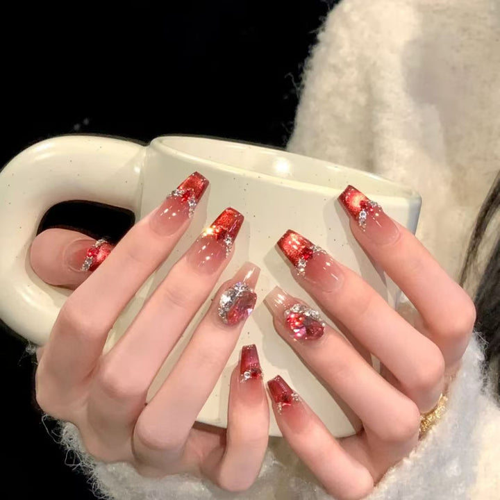 Glamorous Press-On Nail Art Set with Rhinestone Embellishments Bowlift