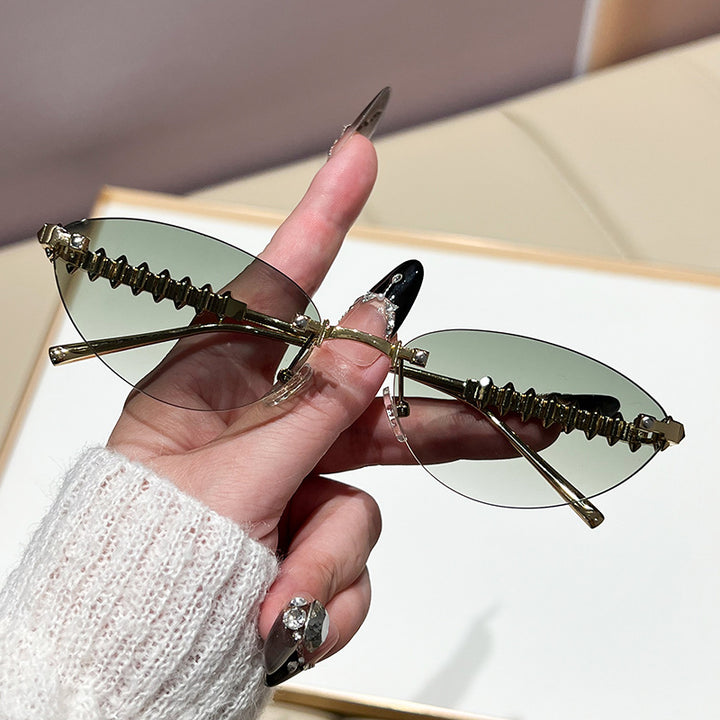 Women's fashionable glasses with elegant golden frame Bowlift