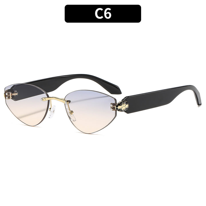Chic Angular Cat-Eye Sunglasses
