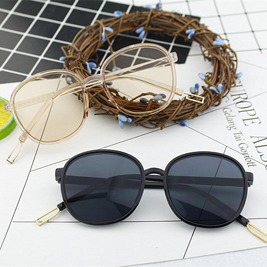 Ladies fashionable square sunglasses with transparent frame Bowlift