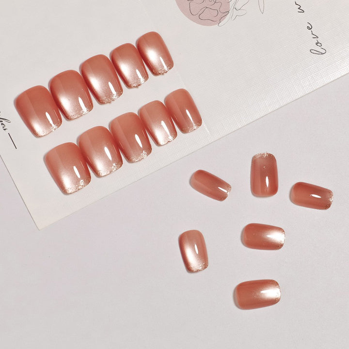 Shimmering Ombre Press-On Nail Set Bowlift