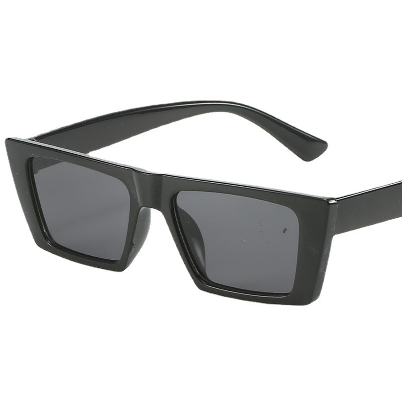 Women's geometric sunglasses with trendy, square frame Bowlift