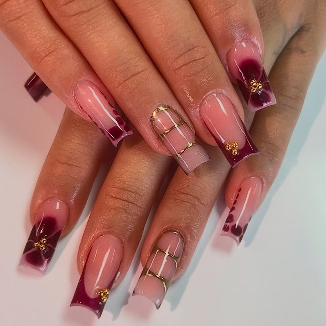 Elegant Decorative Nail Art Extensions Bowlift