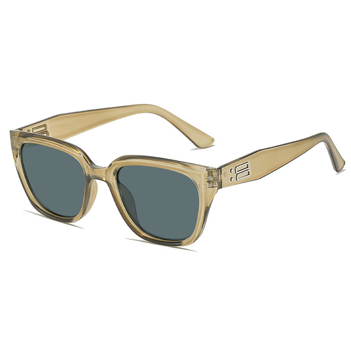 Fashion-Forward Modern Transparent Sunglasses Bowlift