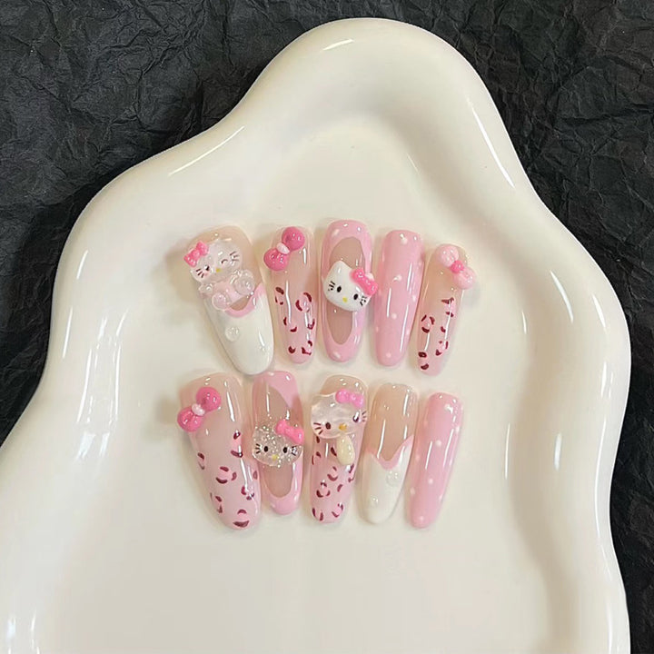 Stylish Press-On Nail Tips with Leopard Design Bowlift