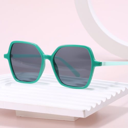 Women's oversized sunglasses in fascinating design Bowlift