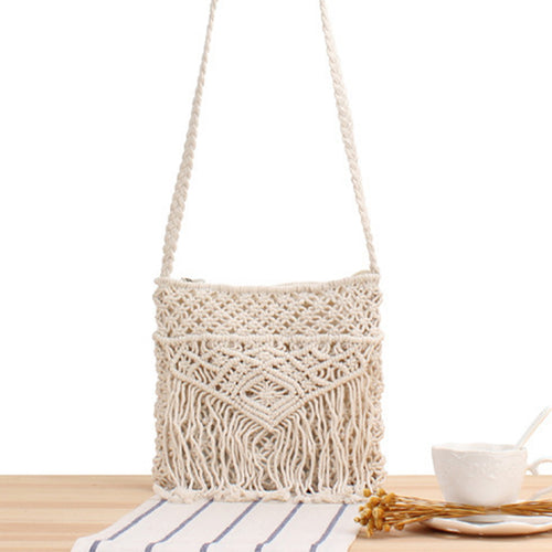 Handcrafted macrame shoulder bag with fringes Bowlift