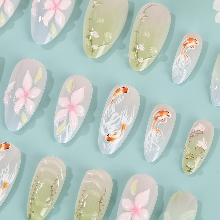 Artificial nails with floral designs Bowlift