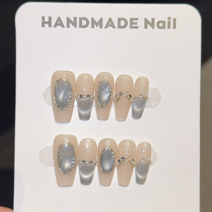 Elegant Nail Tips with Glitter Accents Bowlift