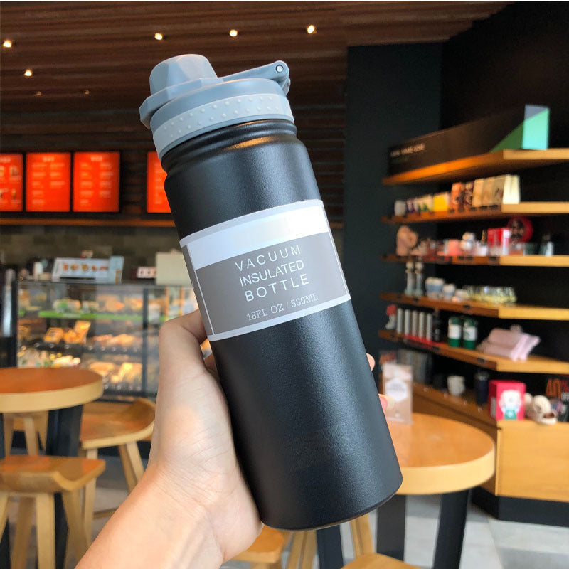 Women's insulated drinking bottle with integrated silicone drinking lid Bowlift
