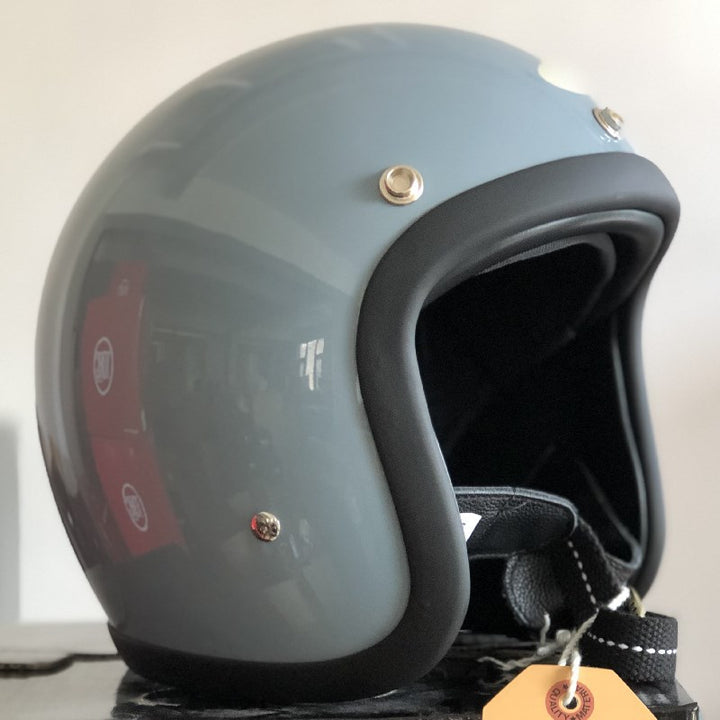 Classic Half-Shell Motorcycle Helmet Bowlift
