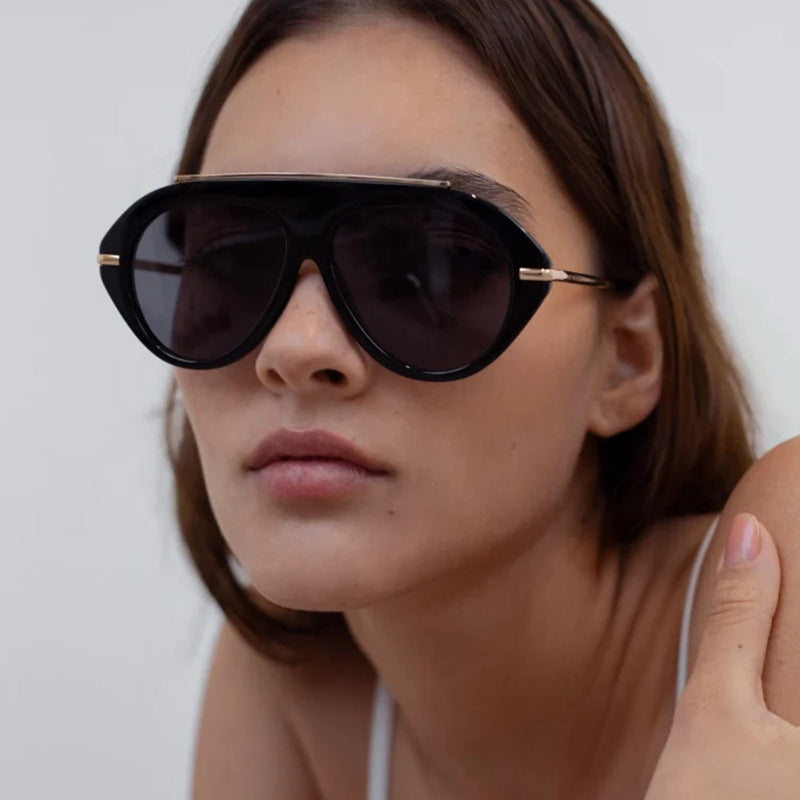 Women's sunglasses in an elegant hexagon design Bowlift