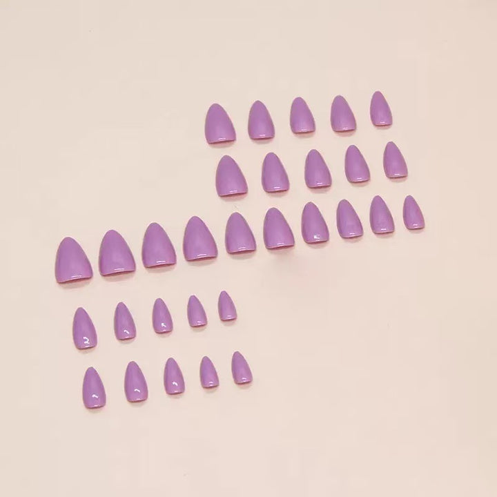 Artificial nail set with elegant, long-lasting high-gloss surface Bowlift