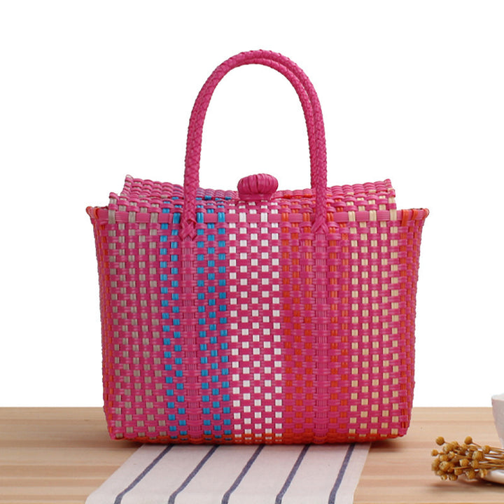Trendy shopping bag made of handwoven material with playful details Bowlift