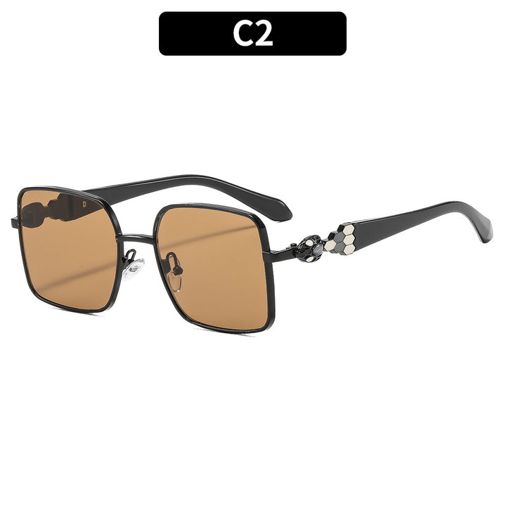 Sophisticated Geometric Frame Sunglasses