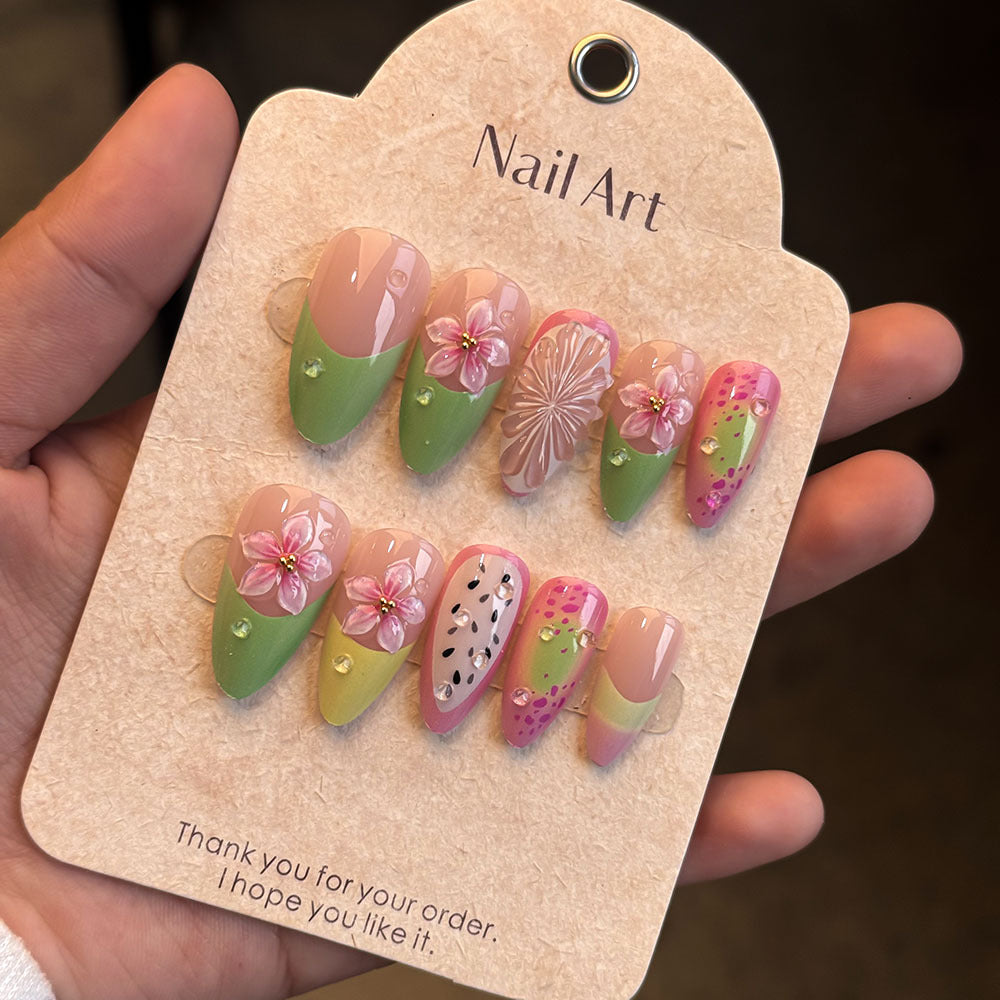 Artistic Floral-Patterned Press-On Nail Set Bowlift