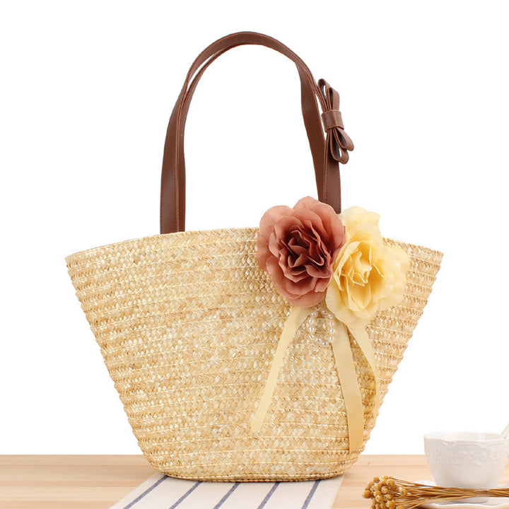 Elegant Straw Bag with Floral Decor Bowlift