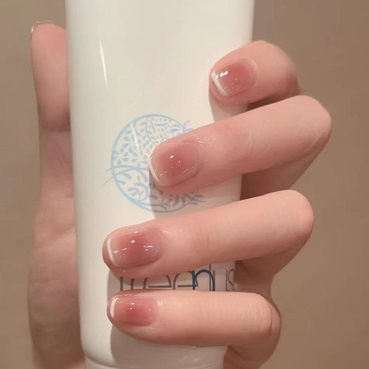Elegant and natural nail art Bowlift