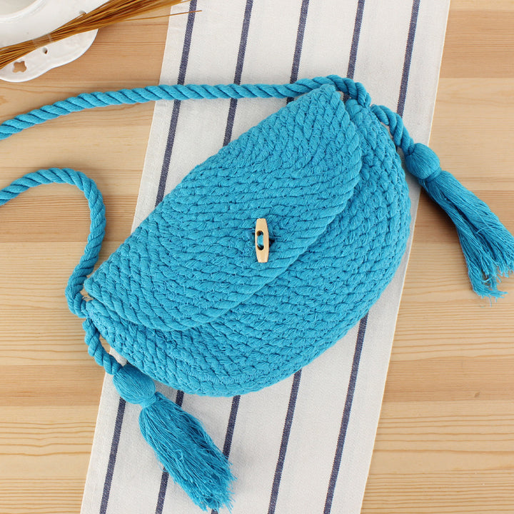 Handbag with stylish tassels Bowlift