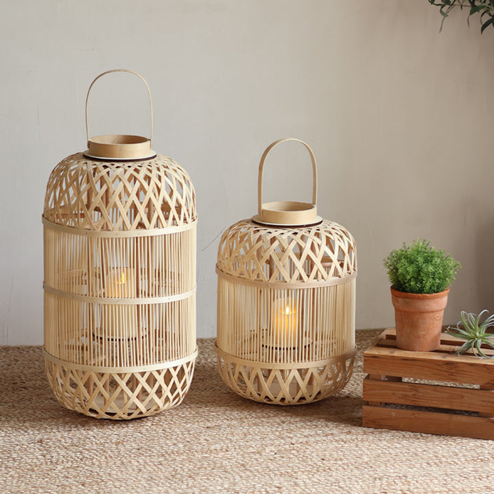 Stylish Rattan Lantern Bowlift
