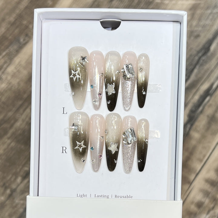 Artistic Stiletto Press-On Nail Set with Decorative Rhinestones Bowlift