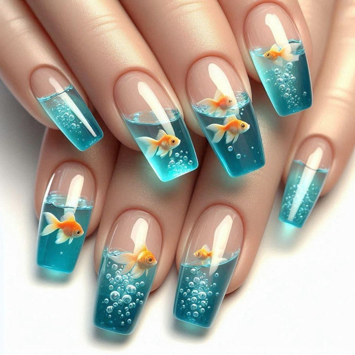 Creative artificial nails with underwater motif Bowlift