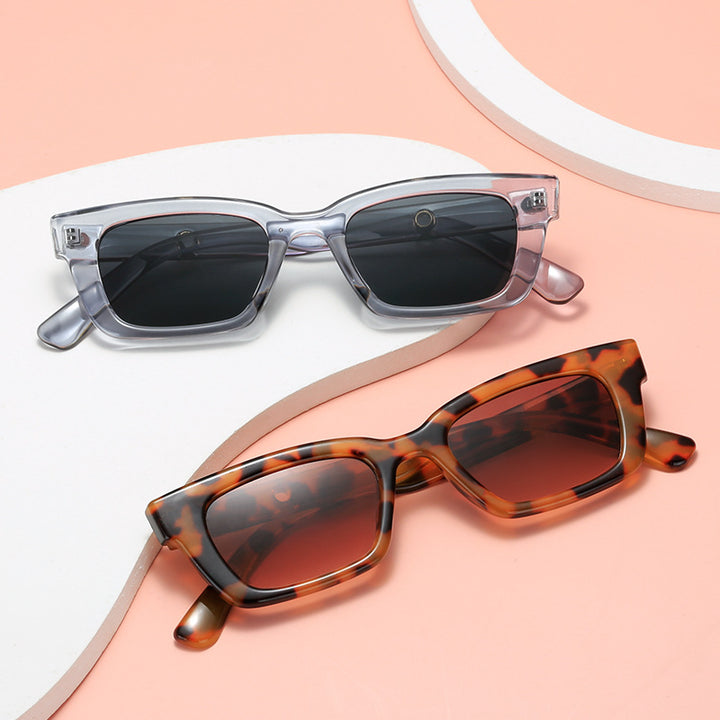 Women's trendy square sunglasses in vintage style Bowlift