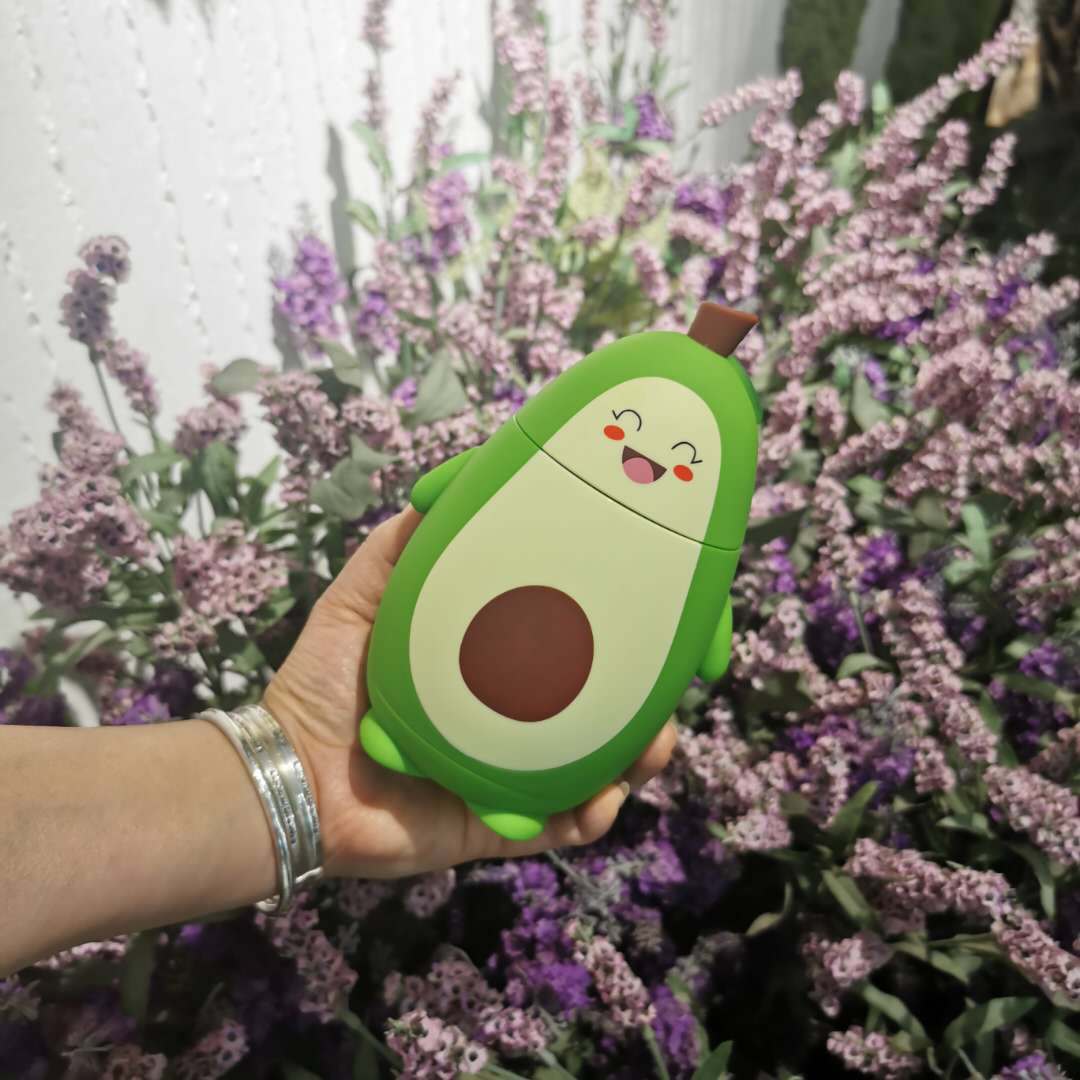 Ladies creative Avocado drinking bottle Bowlift
