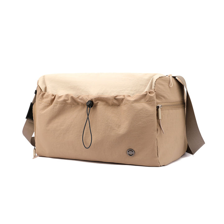 Practical Sports Bag With Expandable Storage Bowlift
