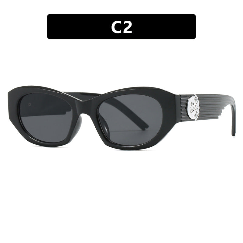 Ladies fashionable cat-eye sunglasses with striking design and luxurious details Bowlift