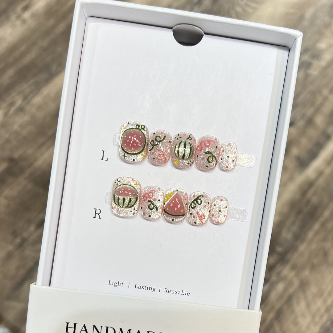 Decorative Floral Stiletto Press-On Nail Set Bowlift