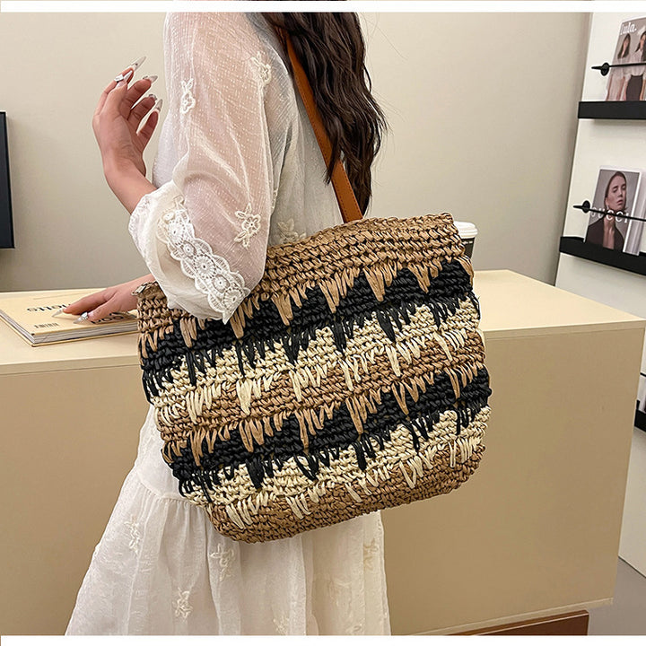Woven Natural Material Handbag Bowlift