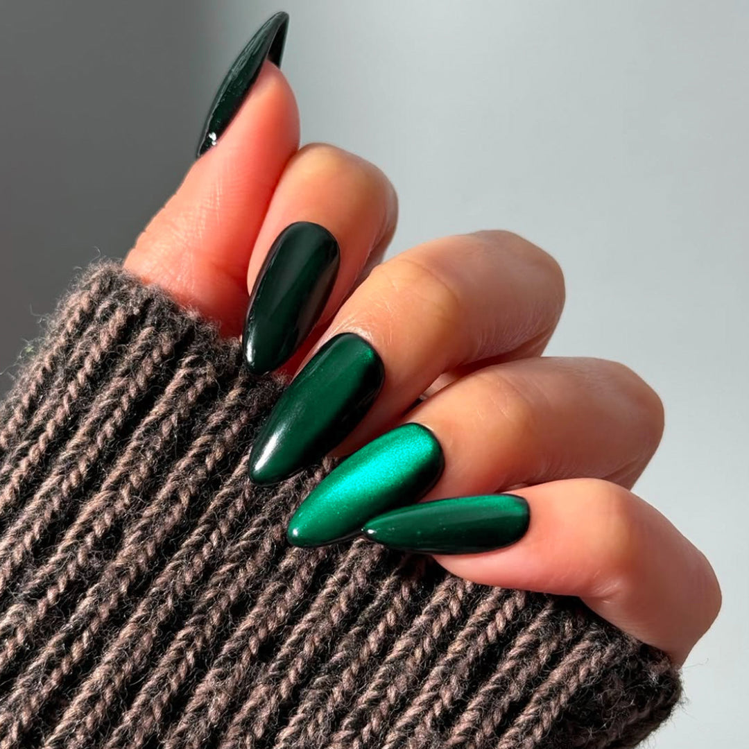 Iridescent Stiletto Press-On Nails Bowlift