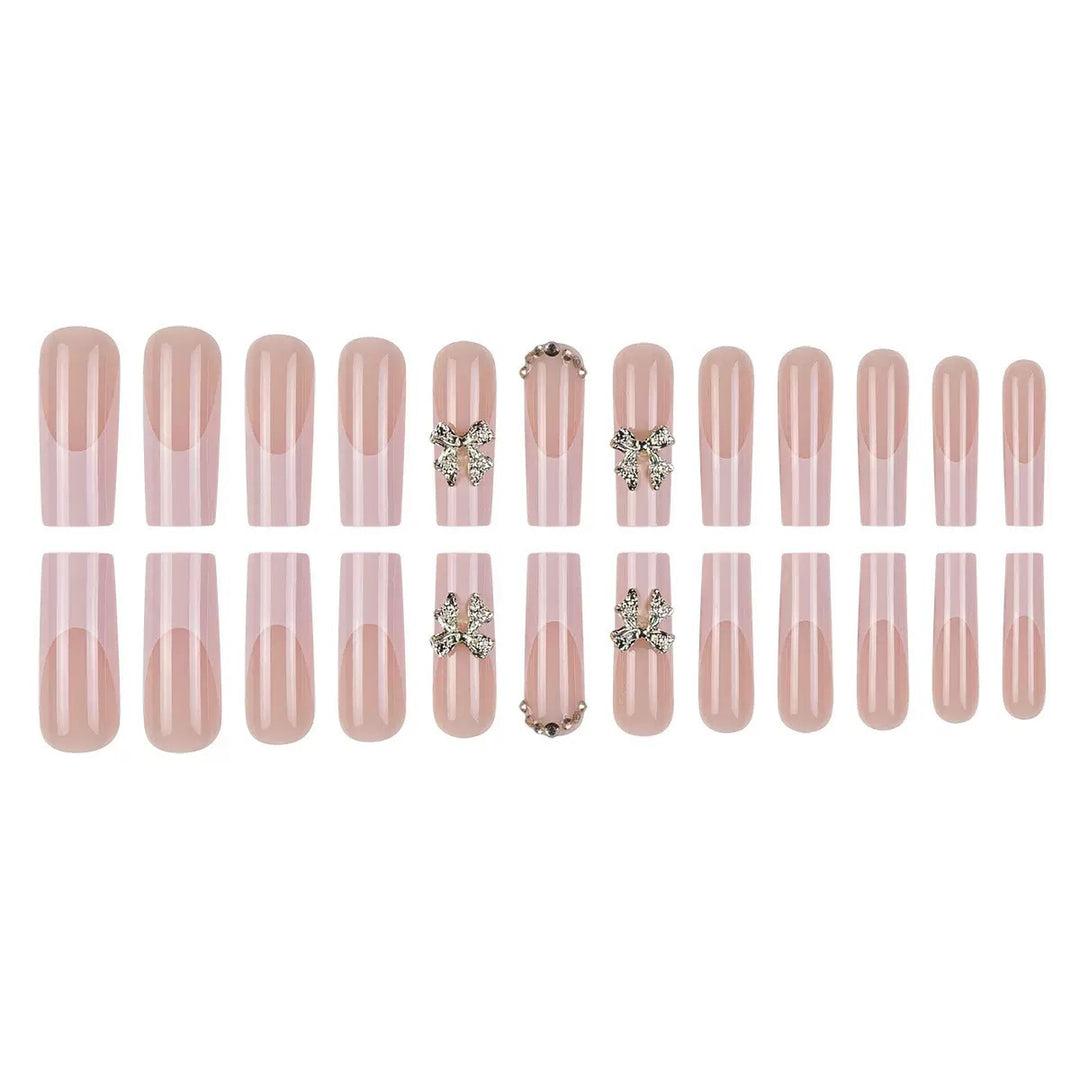 Artificial nail tips with glamorous flower embellishments Bowlift