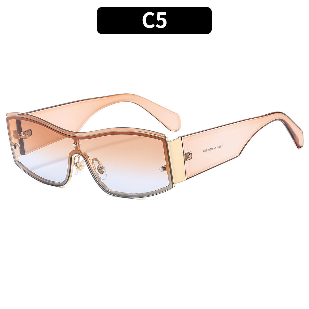 Women's fashionable sunglasses with a striking frame and high UV protection Bowlift