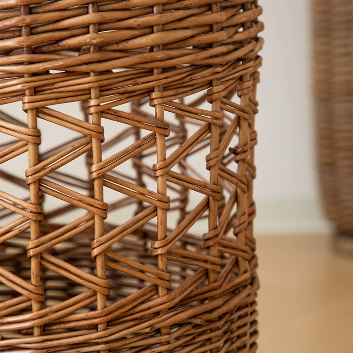 Handcrafted willow basket with cotton lining Bowlift