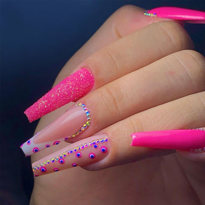 Glamorous Glittery Stiletto Press-On Nails Bowlift