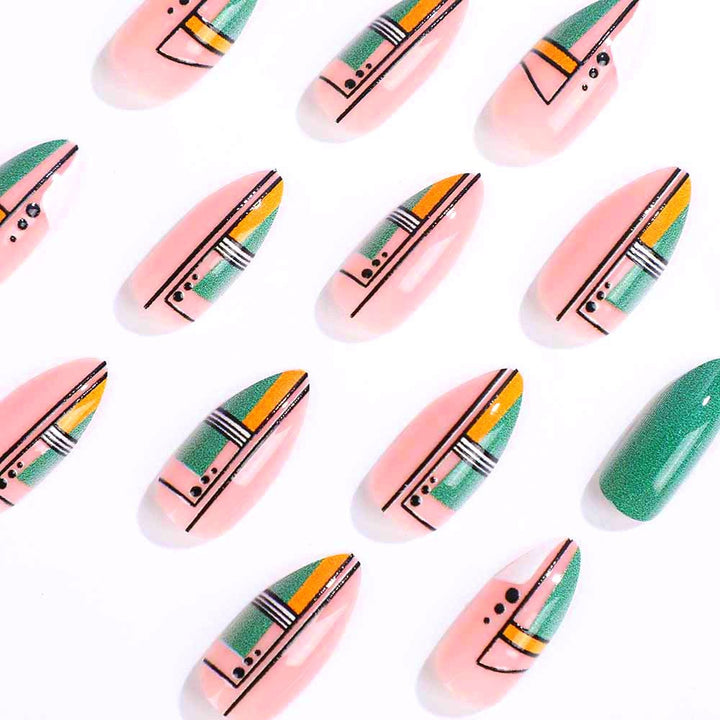 Creative design artificial nails with piano keys motif Bowlift