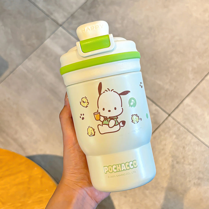 Unisex cup with interchangeable lid Bowlift