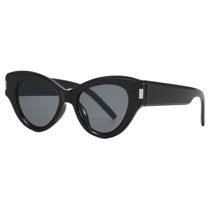 Ladies Cat-Eye Sunglasses with modern, eye-catching design Bowlift