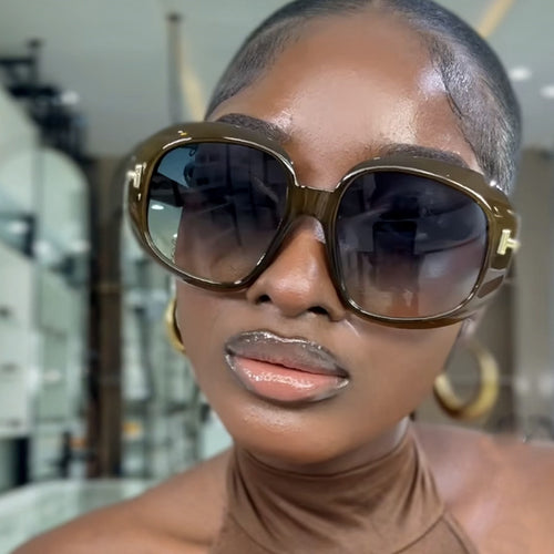 Women's oversized sunglasses with elegant frame structure and UV protection Bowlift