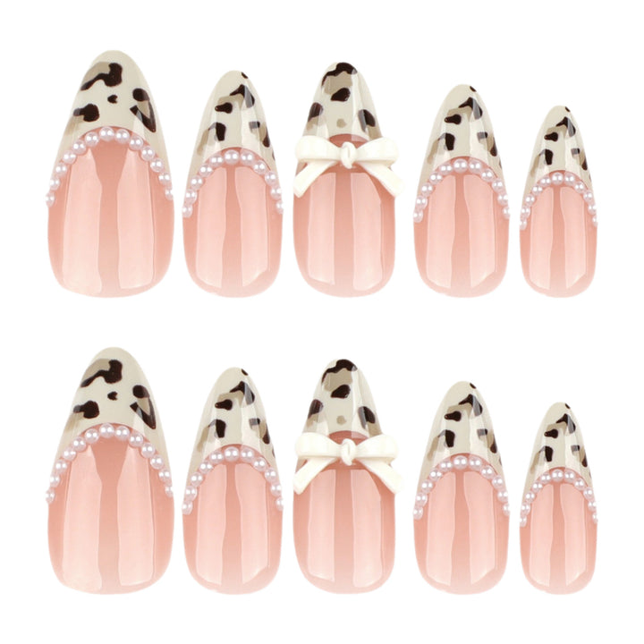 Artistic Press-On Nail Set with Bow and Animal Print Bowlift