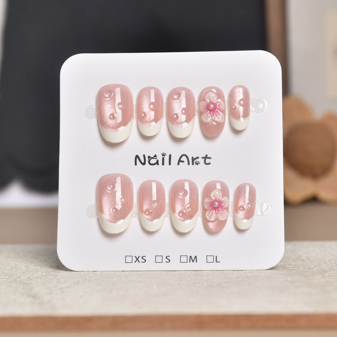 Artistic Star-Embellished Press-On Nail Set Bowlift