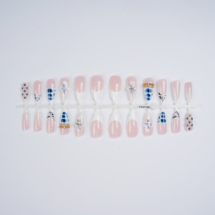 Premium Self-Adhesive Art Nails Bowlift