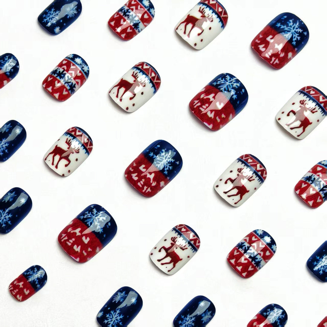 Winter-Themed Holiday Nail Art Bowlift